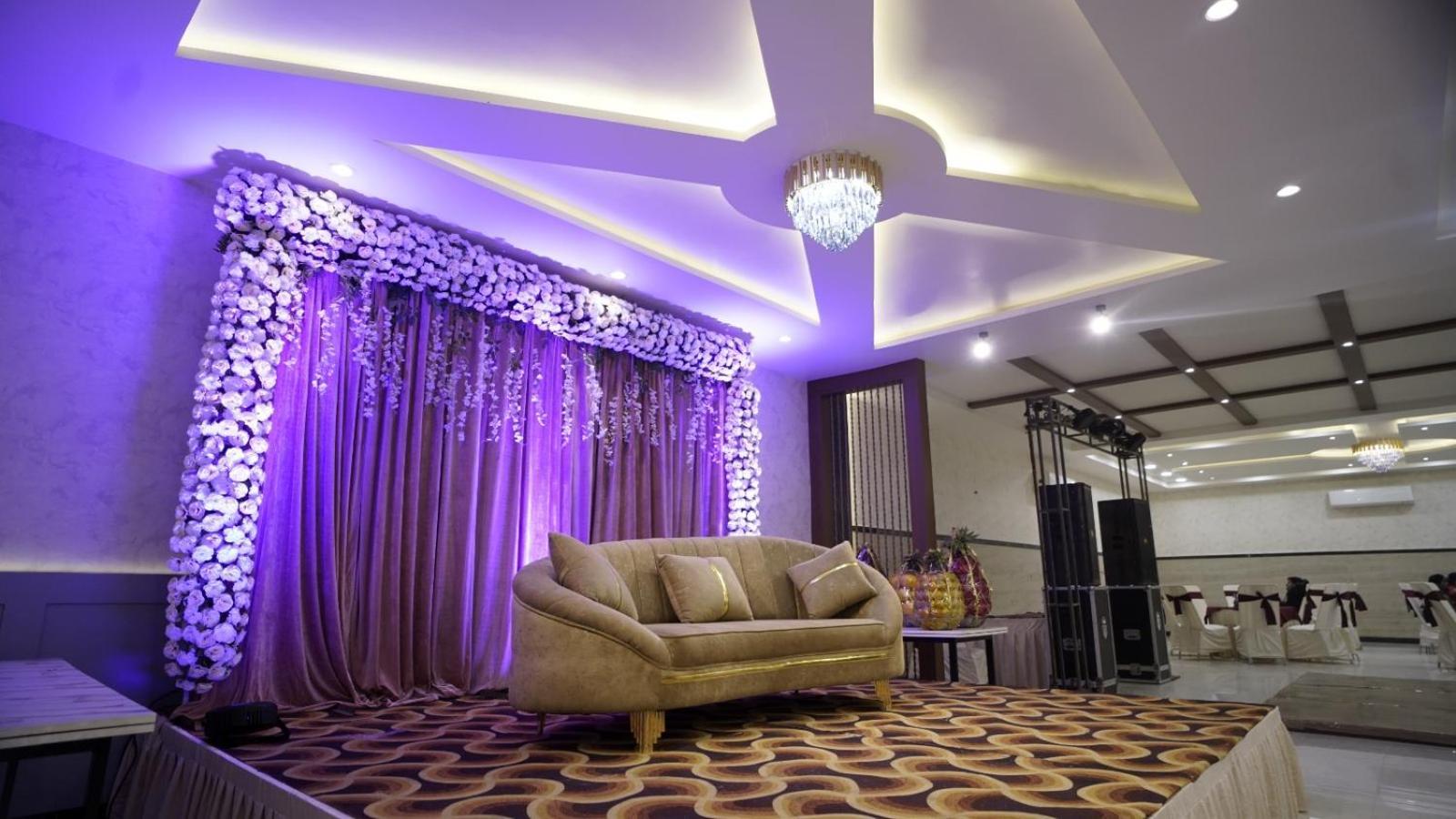The Imperial Hotel And Convention Centre Kanpur Ngoại thất bức ảnh