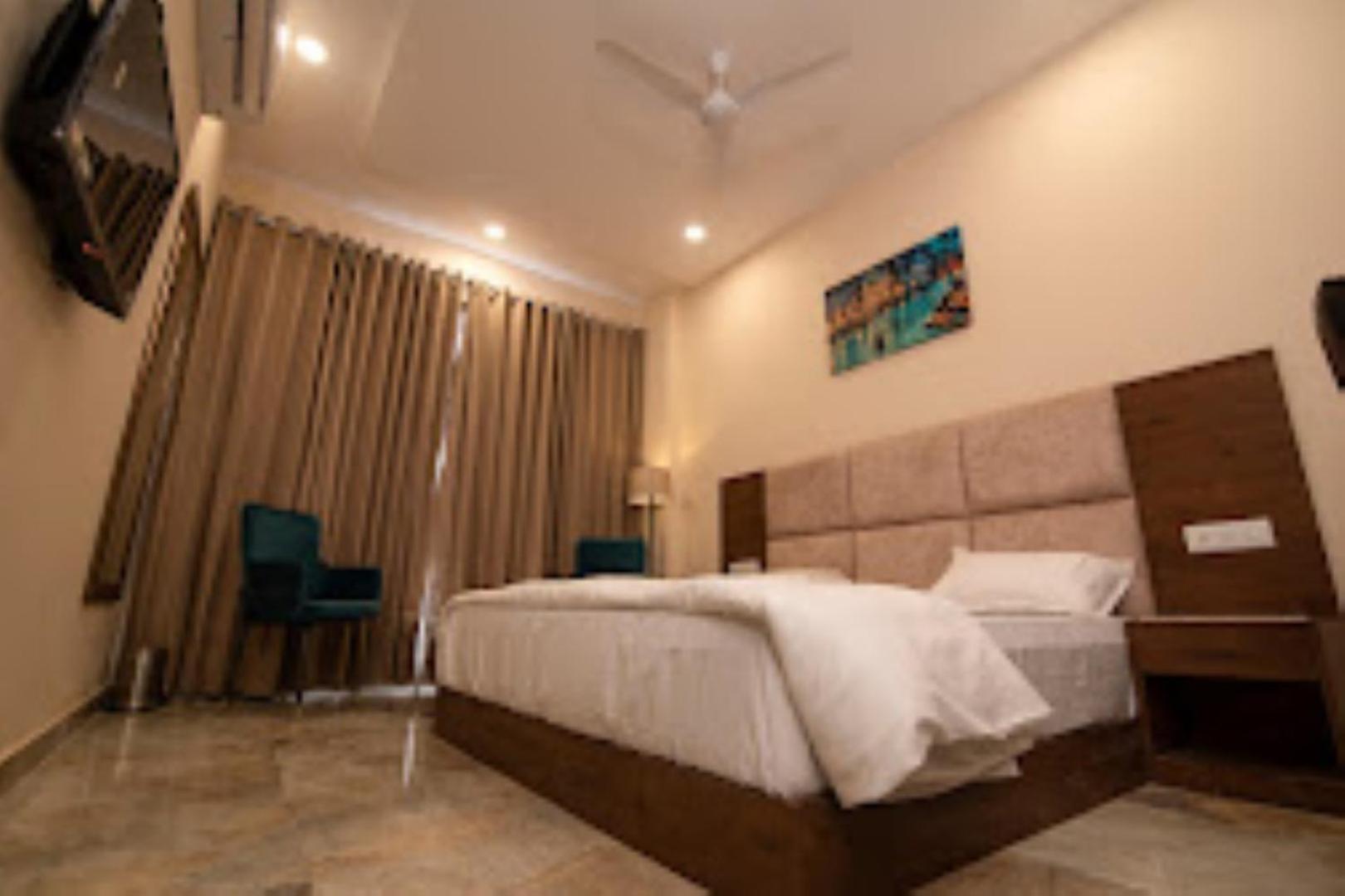 The Imperial Hotel And Convention Centre Kanpur Ngoại thất bức ảnh